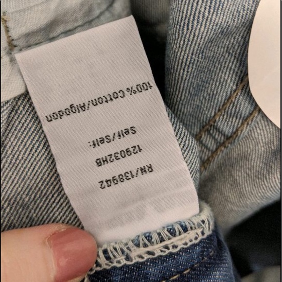 Distressed Boyfriend Jeans - Picture 3 of 6